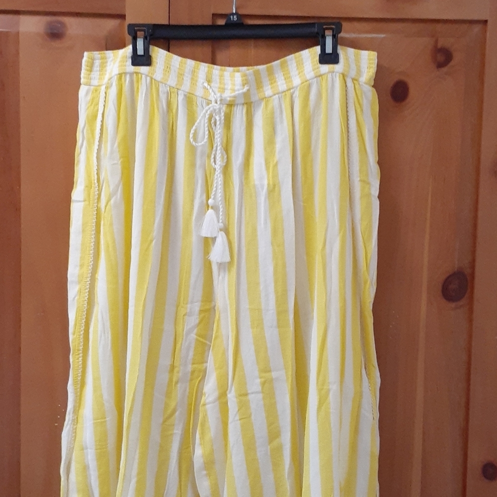 Abercrombie beach cover up